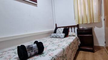 House, 6 Bedrooms, Balcony, City View | 6 bedrooms, iron/ironing board