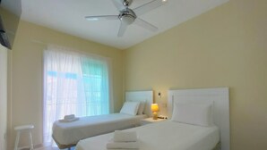 Unclassified image, 4 of 79, button - Spacious Apartment With Jacuzzi and Pool Access (Mogan)