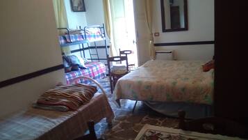 Gemeinsamer Schlafsaal, 1 Schlafzimmer, Raucher | 1 Schlafzimmer