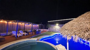 حمّام سباحة خارجي