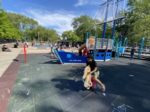 Zimmer, 2 Schlafzimmer, Raucher, Terrasse | Unterkunftsgelände