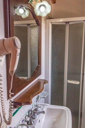 Bathroom - Casa Carrubbo, Fantastic Rustic Villa With Private Garden (San Vito Lo Capo)