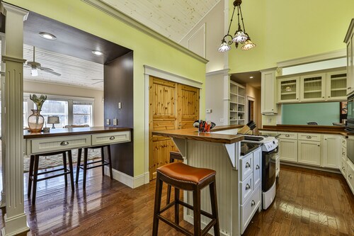**NEW LISTING ** ALOFT in Blue Ridge -New listing in Downtown Blue Ridge