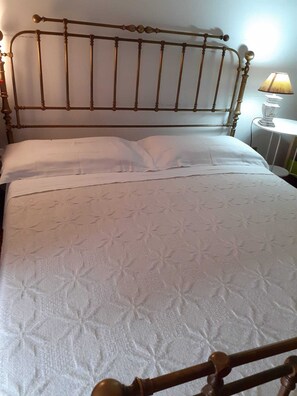 6 Schlafzimmer, WLAN, Bettwäsche