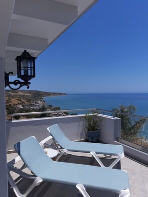 Property grounds - Modern Apartment, sunny, with a unique view of the Cretan sea!!! (herakleion)