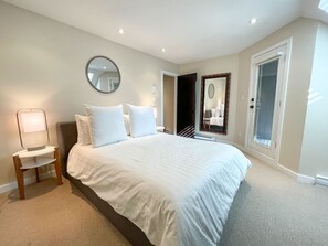 3 soverom, strykejern/-brett, wi-fi og sengetøy