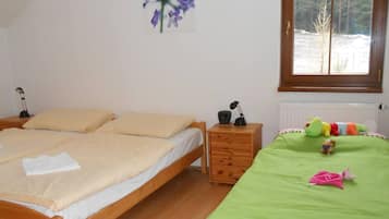 Villa | 3 bedrooms, iron/ironing board, free WiFi, bed sheets