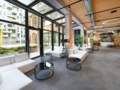 Lobby lounge. Dormero HoHo Wien
