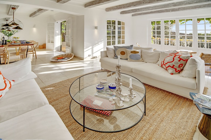 Wonderful Property For 10 Persons With Small Sea View And Adorable Decoration - Saint-Tropez