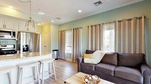 Smart TV - Beachside Abode 2A (Old Orchard Beach)