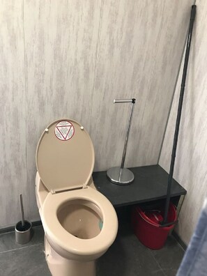 Bathroom - Amour et Partage 2 (Vayres)