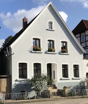 Exterior - REISEKULTOUREN Apartment Leopold in the center of Detmold (Detmold)