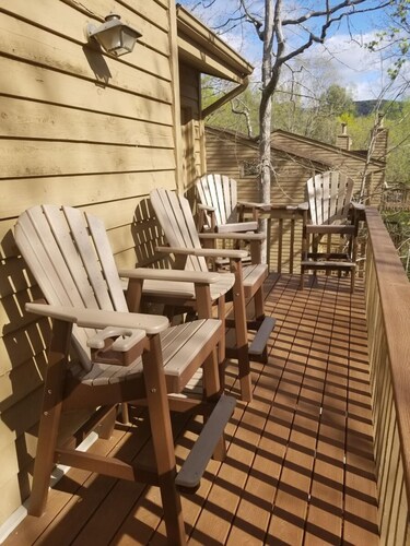 Quail Cove 1606 at Rumbling Bald