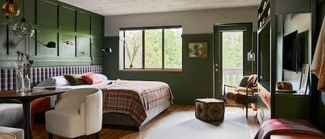 1 bedroom, hypo-allergenic bedding, iron/ironing board, free WiFi