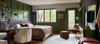 Hunter Lodge, a Bluebird by Lark