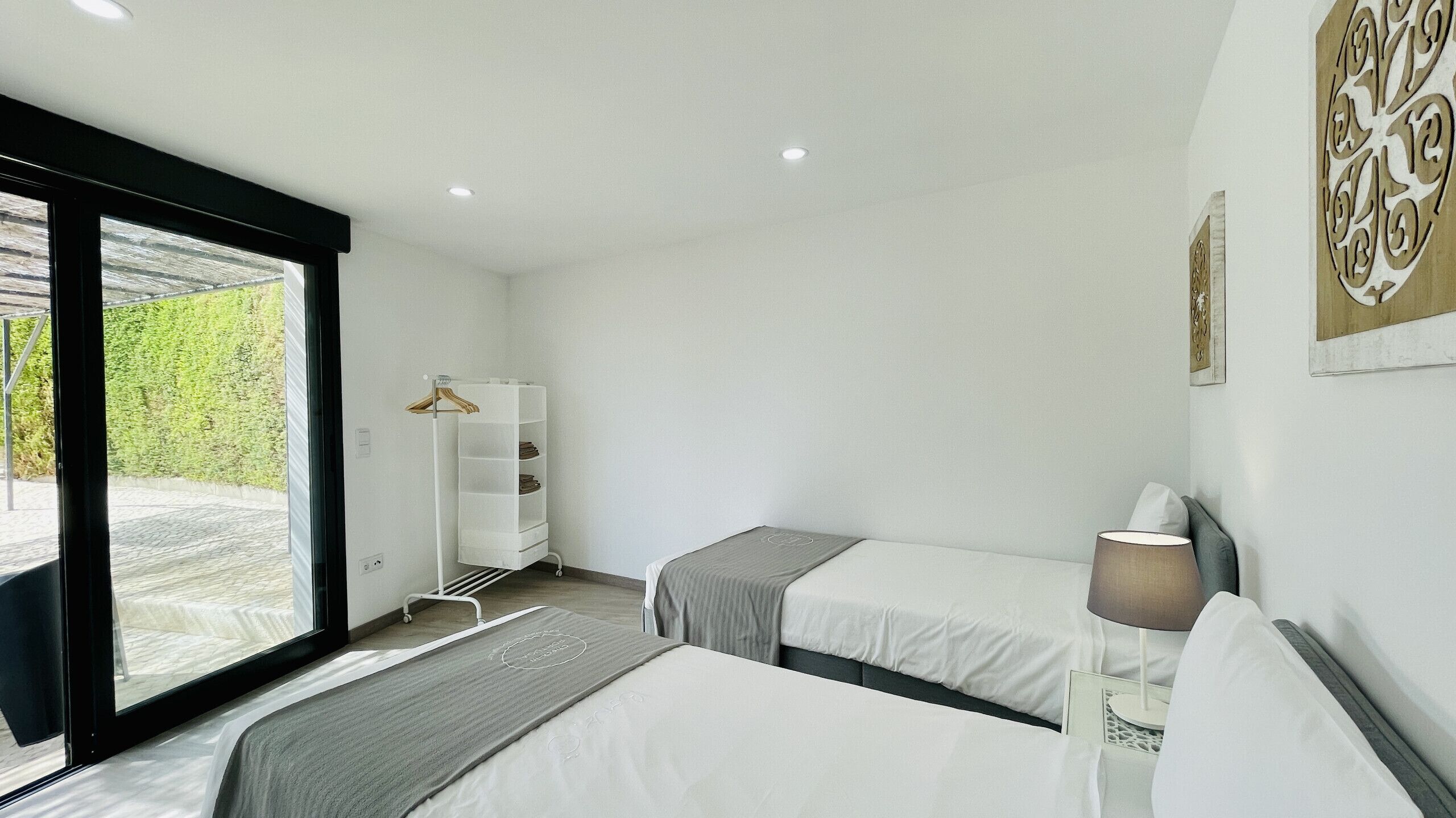 Photo - Strip by Check-in Portugal