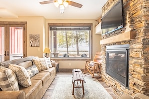 Flat-screen TV, fireplace