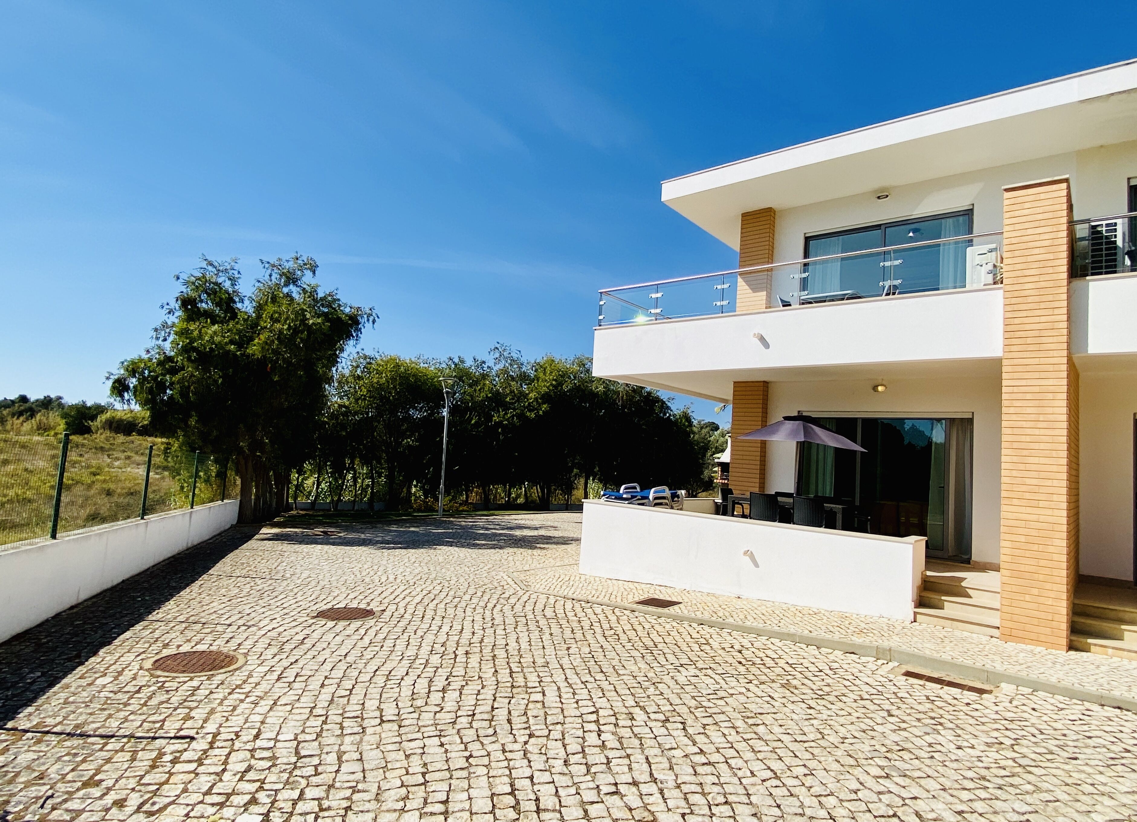 Photo - Branca by Check-in Portugal