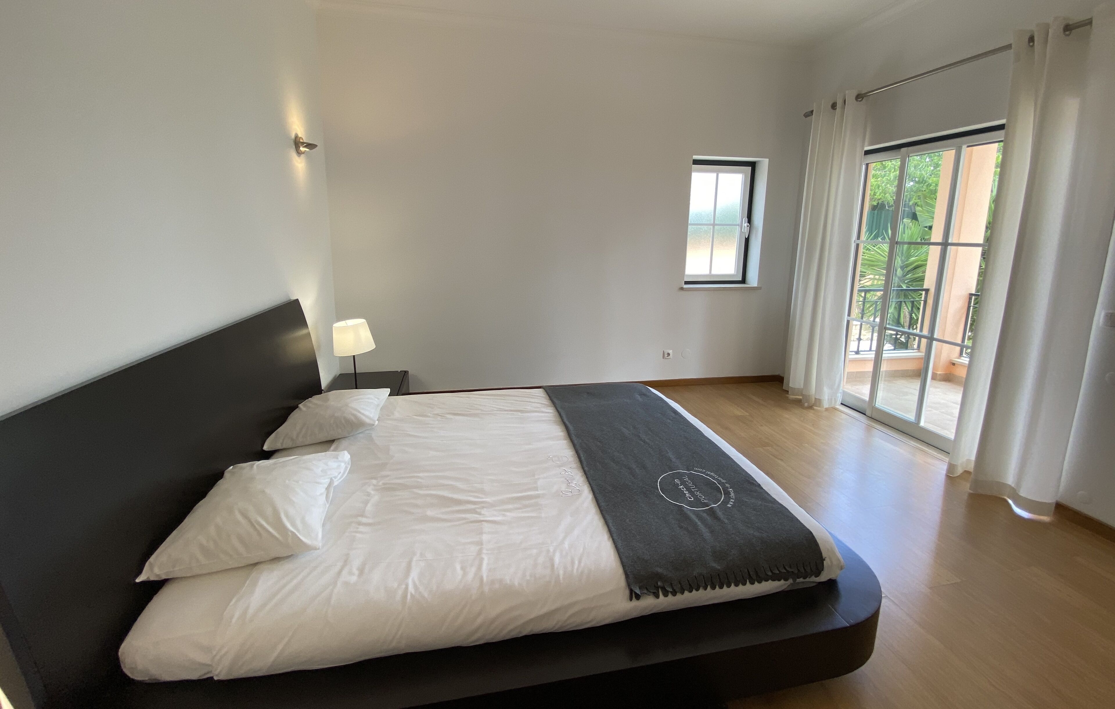 Photo - Globo by Check-in Portugal