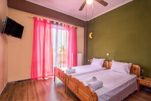 2 Schlafzimmer, BĂŒgeleisen/BĂŒgelbrett, kostenloses WLAN, BettwĂ€sche
