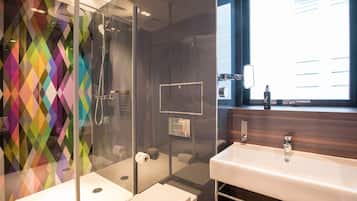 Shower, rainfall showerhead, eco-friendly toiletries, hair dryer