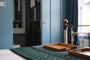 Superior Double Room, Ensuite, Park View