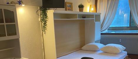 Een strijkplank/strijkijzer