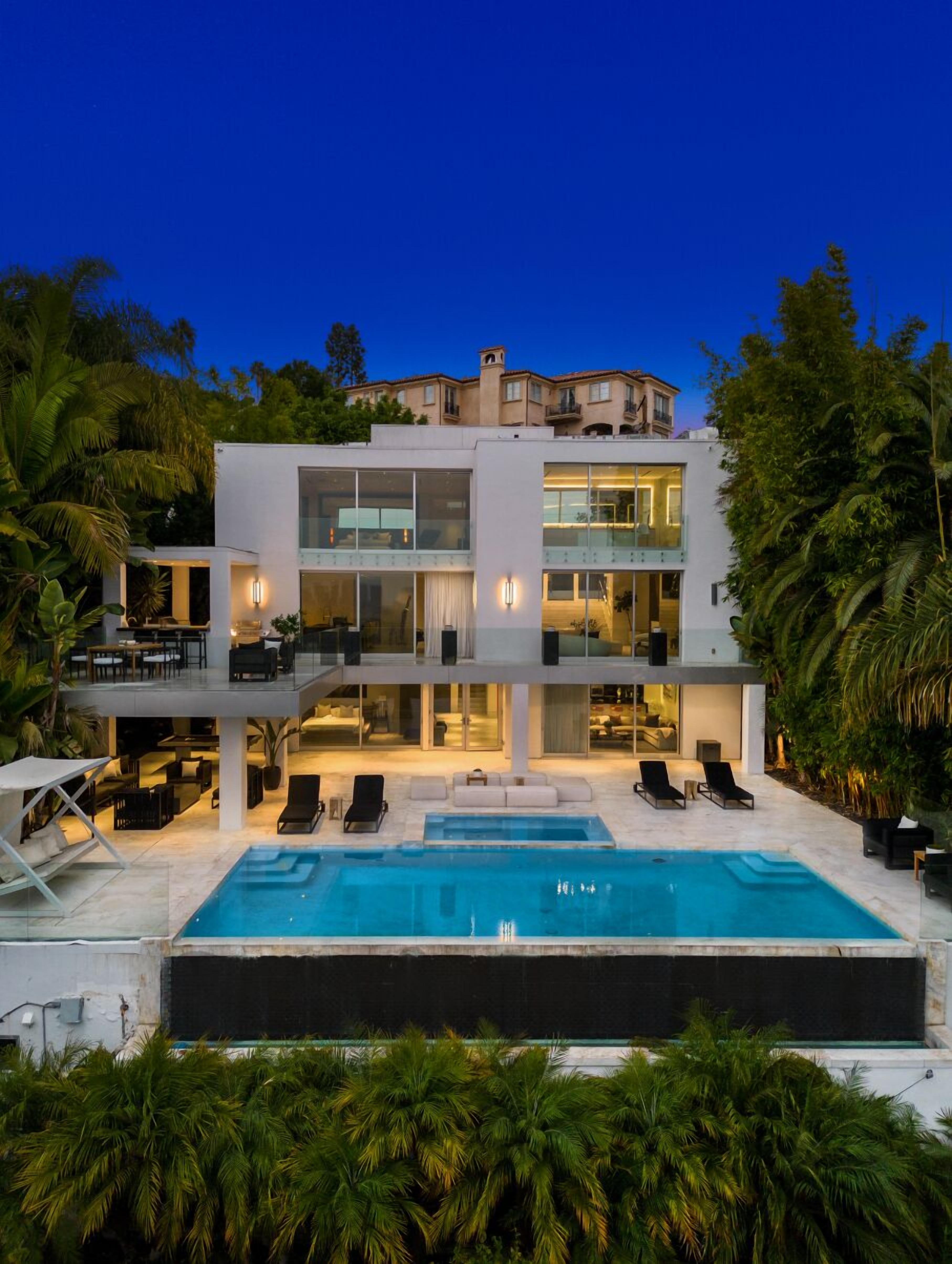 St Ives Modern - Modern St Ives Estate with Theater, Pool, and Views