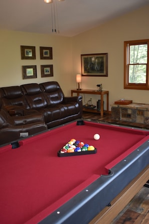 Spielezimmer