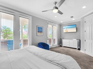 3 bedrooms, desk, iron/ironing board, free WiFi - Spacious two bedroom, 2 1/2 bath townhome with sleeping loft (Santa Rosa Beach)