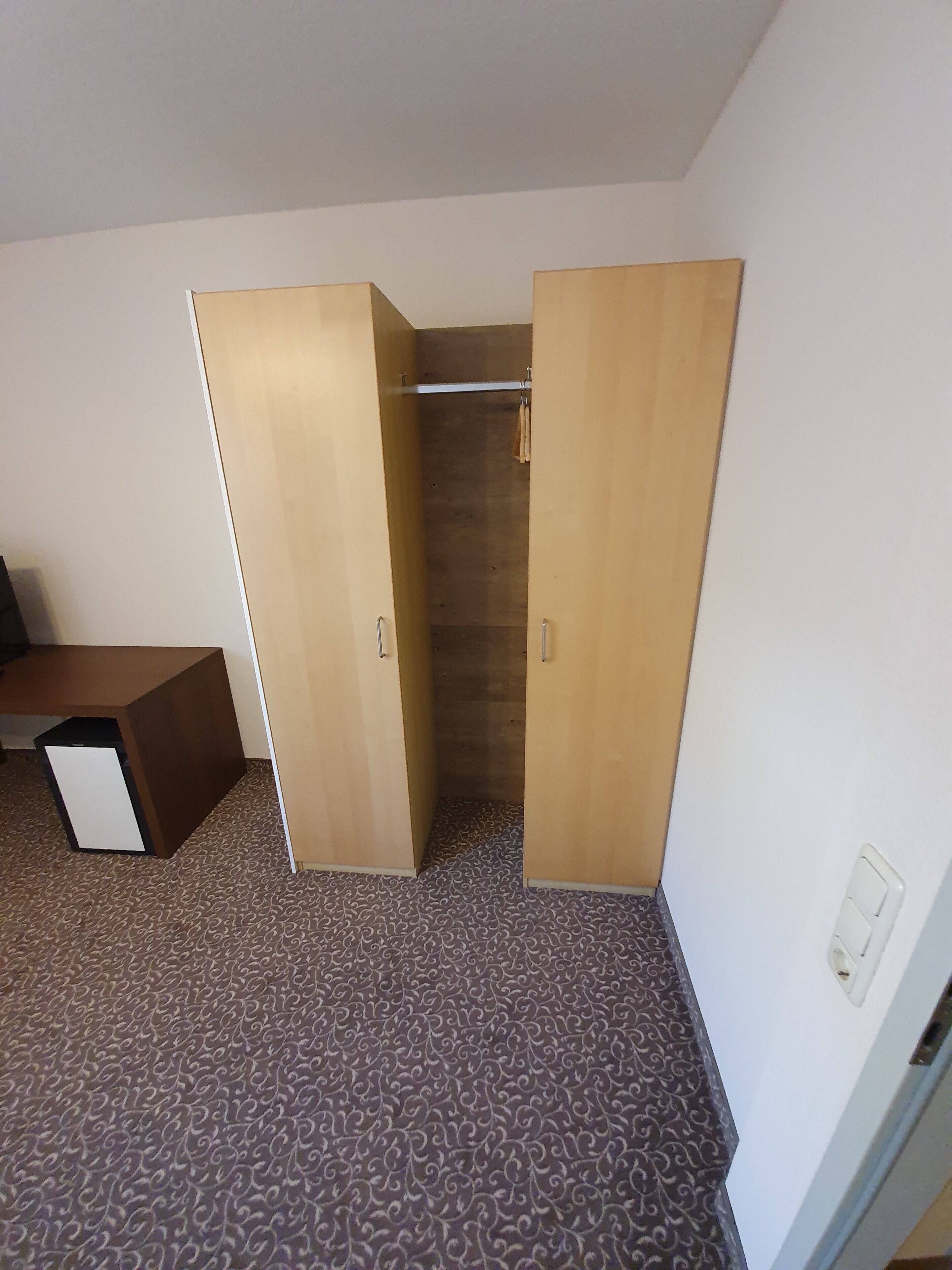 Armoire