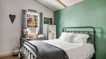 2 slaapkamers, een strijkplank/strijkijzer, wifi, beddengoed