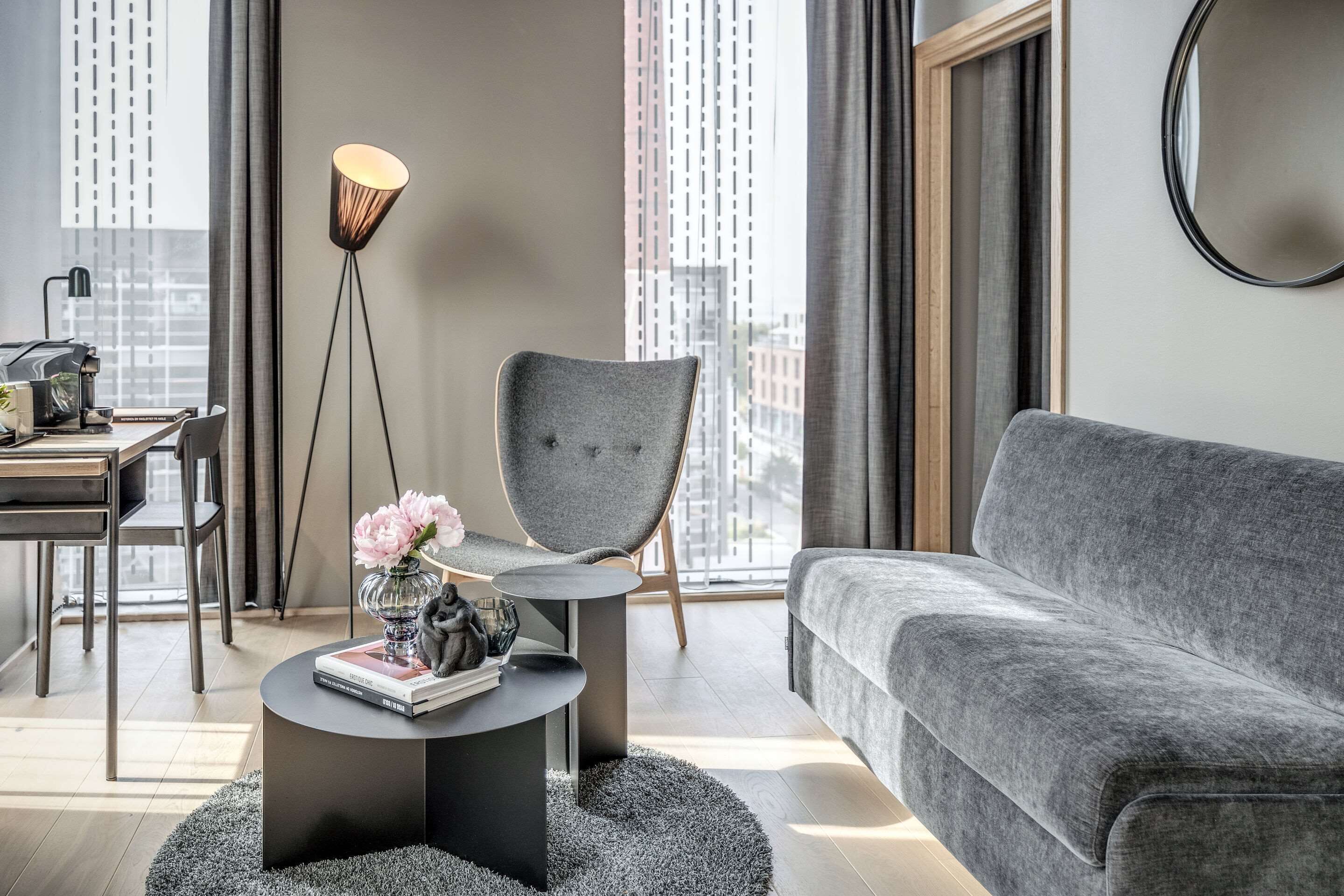 Suite | Premium bedding, desk, laptop workspace, cots/infant beds