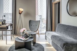 Ropa de cama de alta calidad y escritorio 