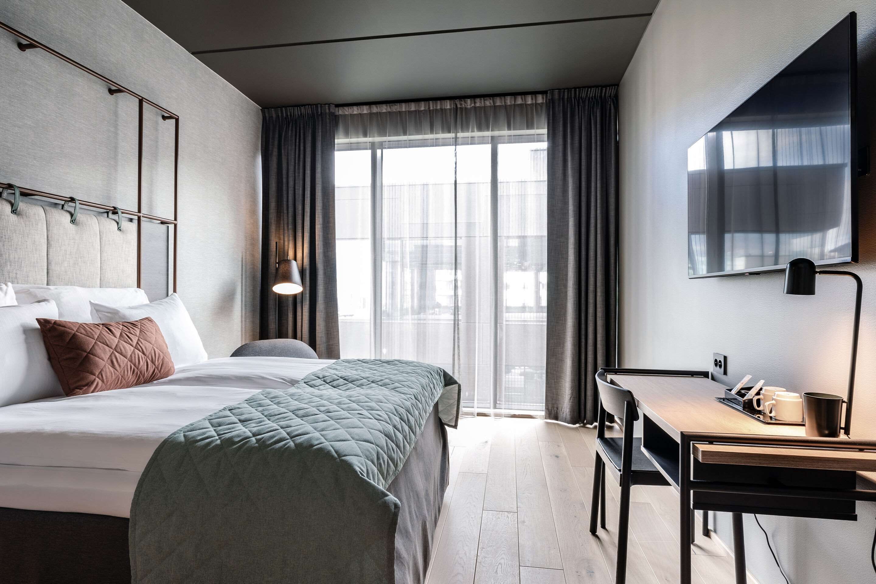 superior double room | 1 bedroom, premium bedding, desk, laptop workspace