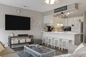 Smart TV, DVD player