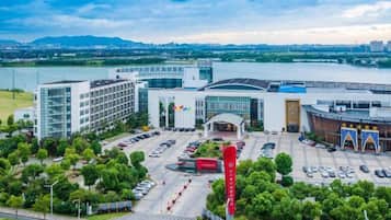 Aparcamiento sin asistencia gratuito