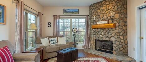 Televisio, takka, DVD-soitin