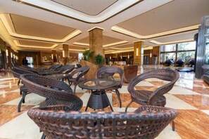 Lobby - Baoshi International Hotel (Antu)