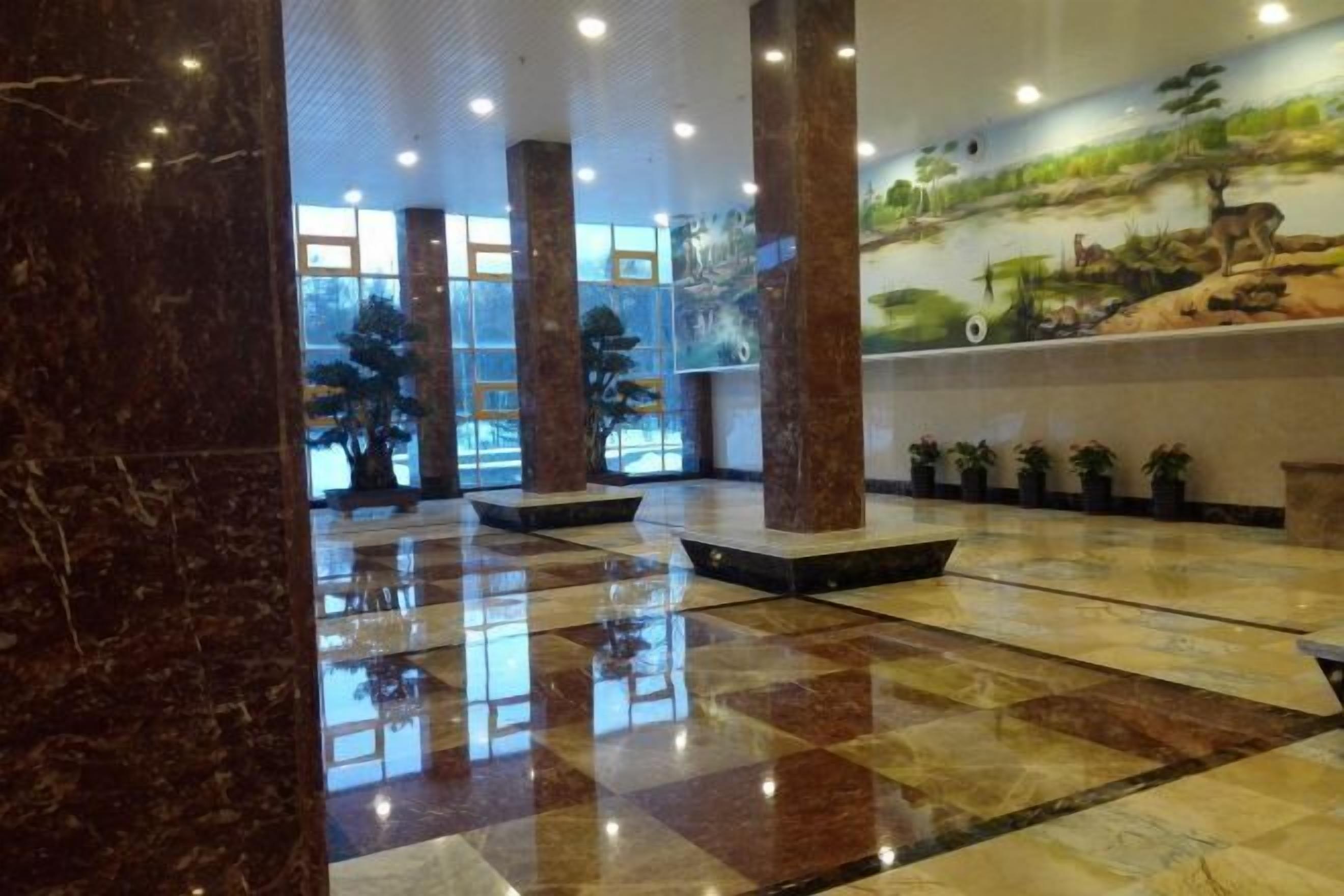 المنشأة من الداخل