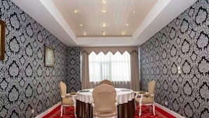 Ảnh chưa phân loại, 5 trong số 54 ảnh, nút