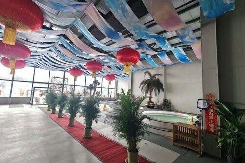 Baoshi International Hotel