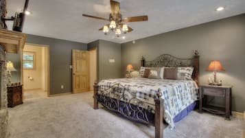 Cabin | 4 bedrooms, travel cot, free WiFi, bed sheets