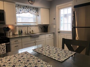 House (WC120 West Denver Avenue, Unit 1) | Private kitchen