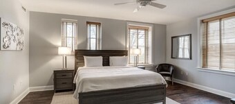 Historic Biltmore Area Renovated Condo