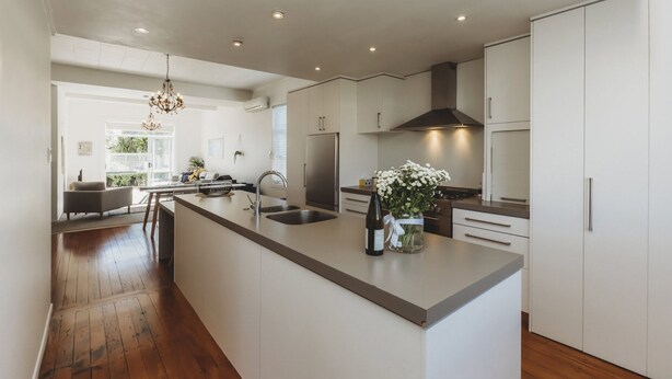 Interior - Rophia Retreat in Fitzroy Village (New Plymouth)