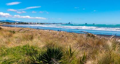 Rophia Retreat in Fitzroy Village