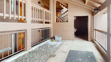 Enceinte de lâhĂ©bergement