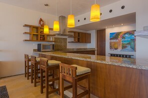 Bar (on property) - Penthouse Xcaret Puerto Aventuras (Puerto Aventuras)