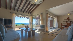 Unclassified image, 5 of 71, button - Penthouse Xcaret Puerto Aventuras (Puerto Aventuras)